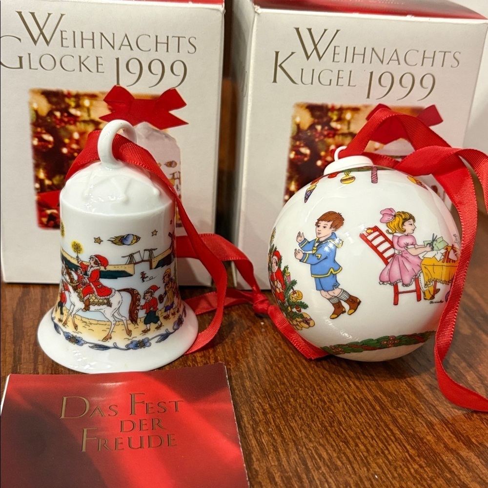 Hutschenreuther 1999 limited edition Christmas ball bell Ornament Set porcelain
